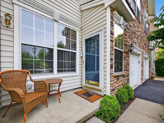 Townhouse for sale in Monroe