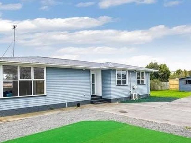 House for rent in Owhata, Oroua County