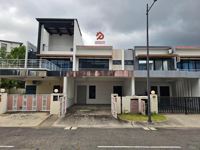 Terraced House for sale in Penampang, Pinampang