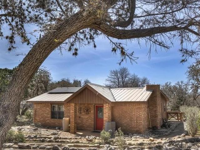 House for sale in Leakey, Texas
