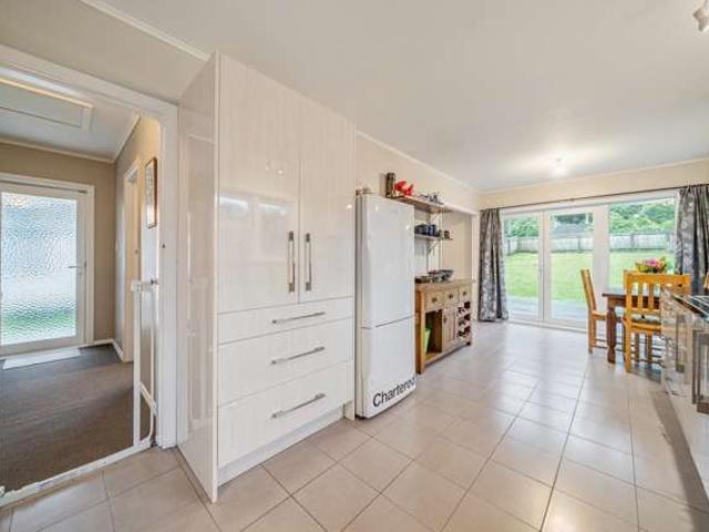House for sale in Pauatahanui, Wellington