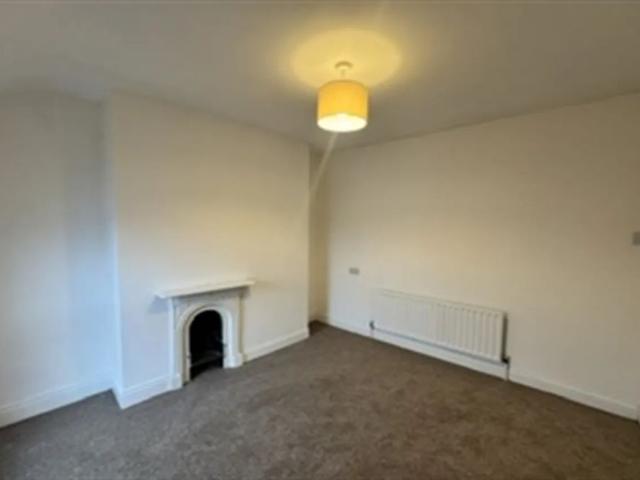 Townhouse for rent in Little America, Belfast