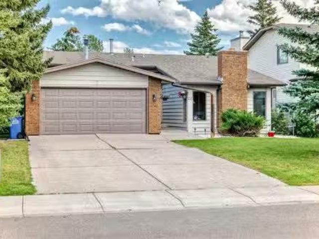 House for sale in Alberta