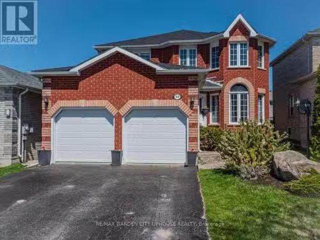 House for sale in Barrie, Ontario