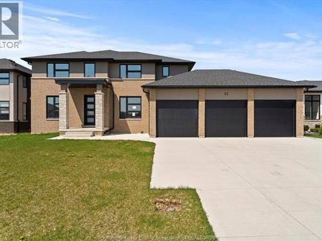 House for sale in Kingsville, Ontario