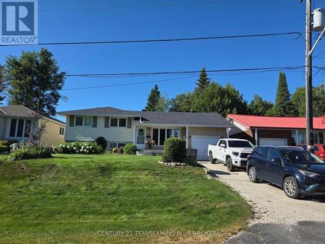 House for sale in Kirkland Lake, Ontario
