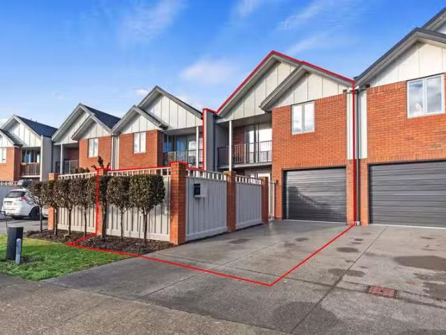 House for sale in Canterbury
