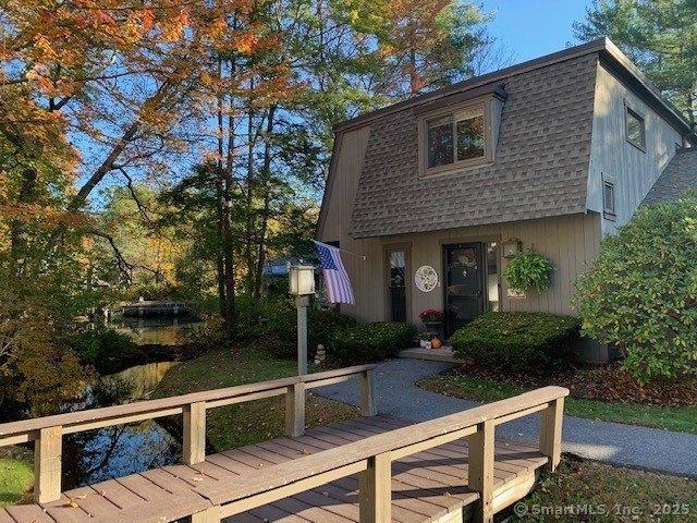 Townhouse for sale in Avon, Connecticut