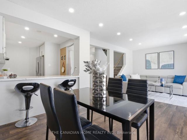 Townhouse for sale in Woburn, Ontario