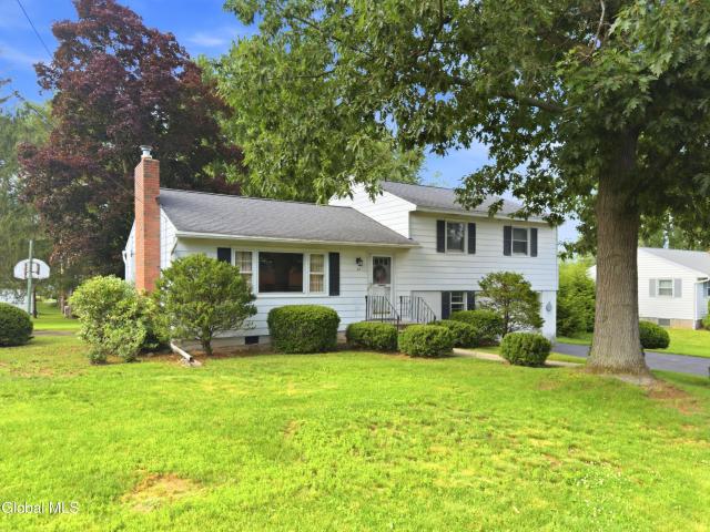House for sale in Colonie, New York