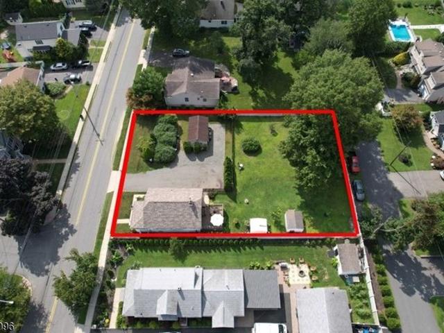 House for sale in Pequannock Township, Morris County