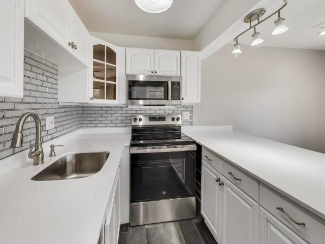 Condo for sale in Mchenry, Illinois