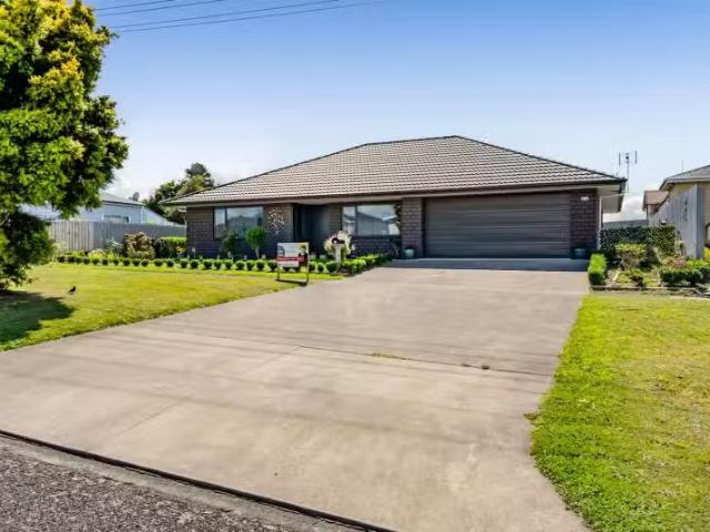 House for sale in Pembroke, Taranaki