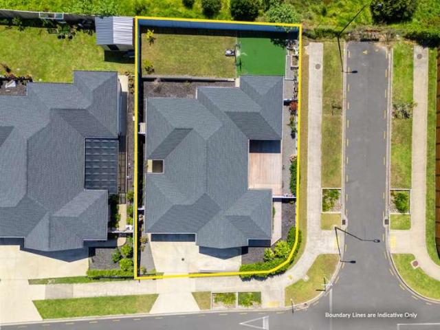 House for sale in Oratia