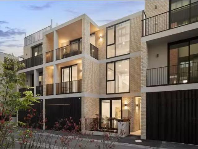 Condo for rent in Camerons Creek, Victoria