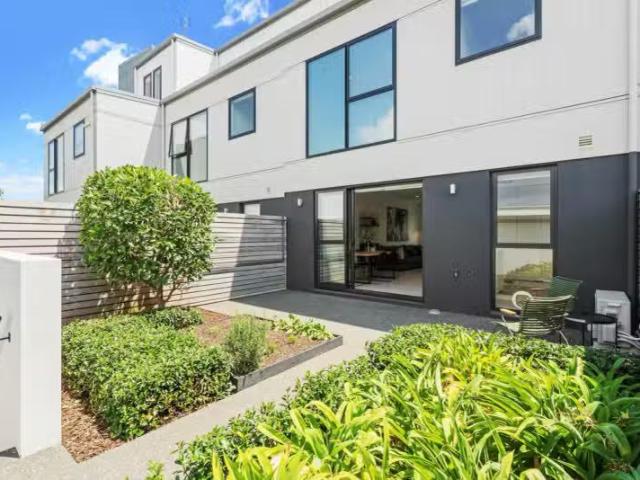 House for sale in Auckland, Oroua County