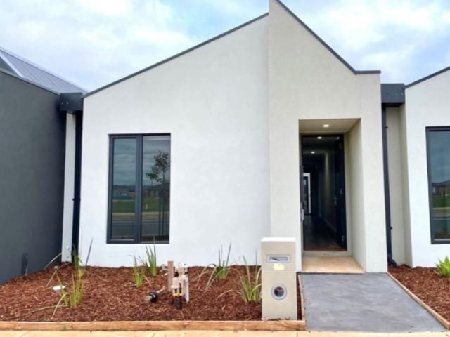 House for rent in Rathscar West, Victoria
