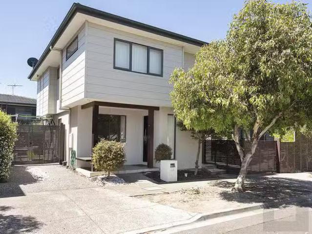 House for rent in West Footscray