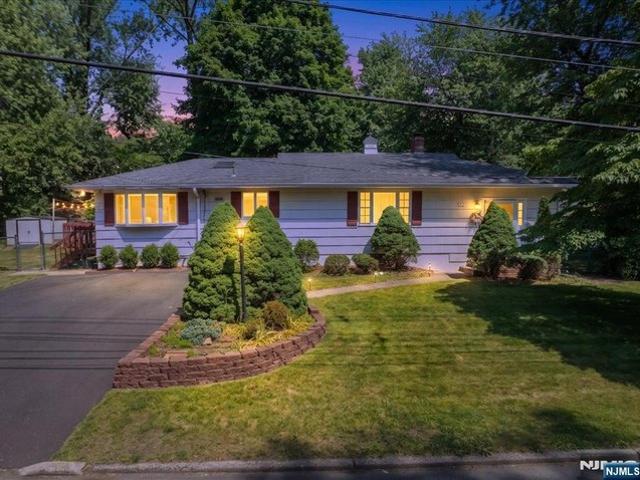 House for sale in Hillsdale, New Jersey