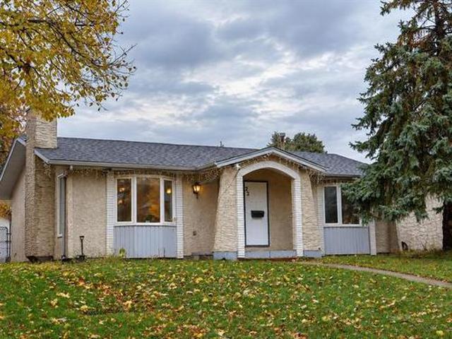 House for sale in Waverley Heights, Winnipeg