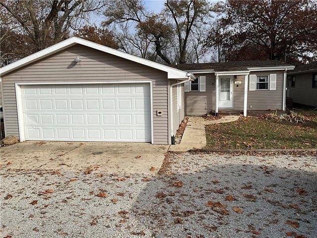 House for sale in Neoga, Illinois