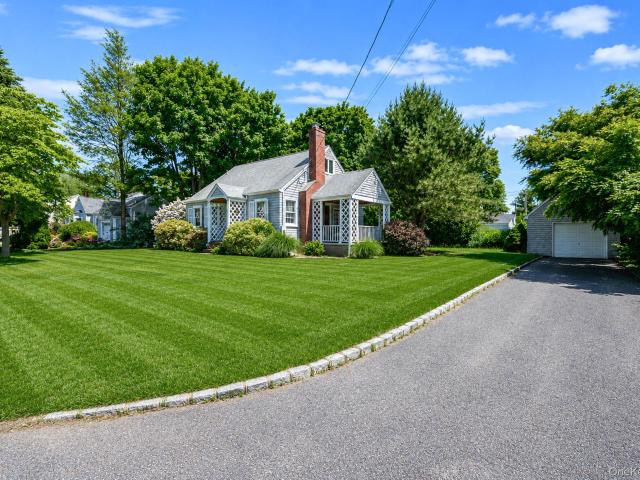 House for sale in Huntington, New York