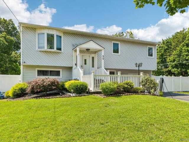 House for sale in Centereach, New York