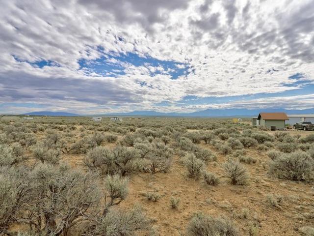 Land for sale in Tres Piedras, Taos County