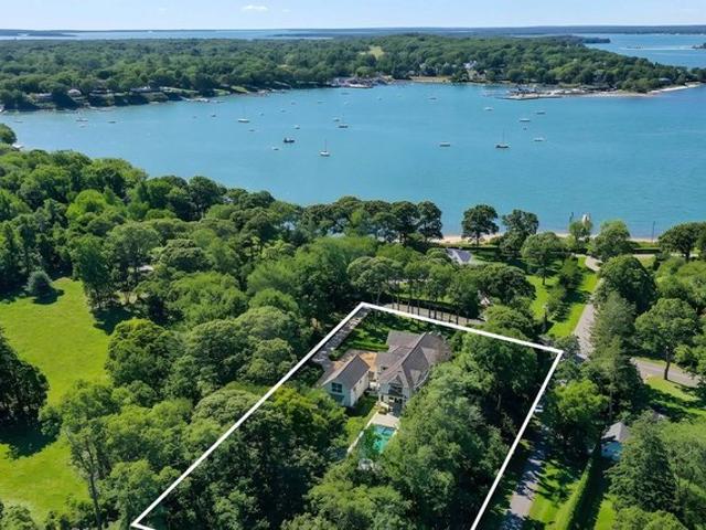 House for sale in Shelter Island, New York
