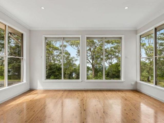 House for rent in Wollongong West, New South Wales
