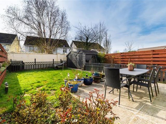 Detached House for sale in Portarlington, North Tipperary