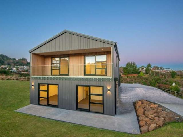 House for sale in Otakou