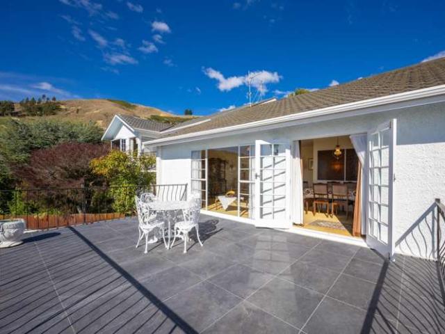 House for sale in Cable Bay, Nelson Bays