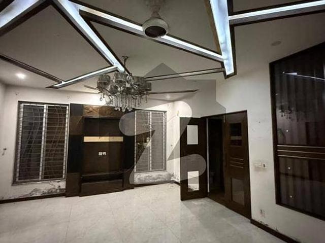 Building for rent in Rawalpindi, Islamabad Capital Territory