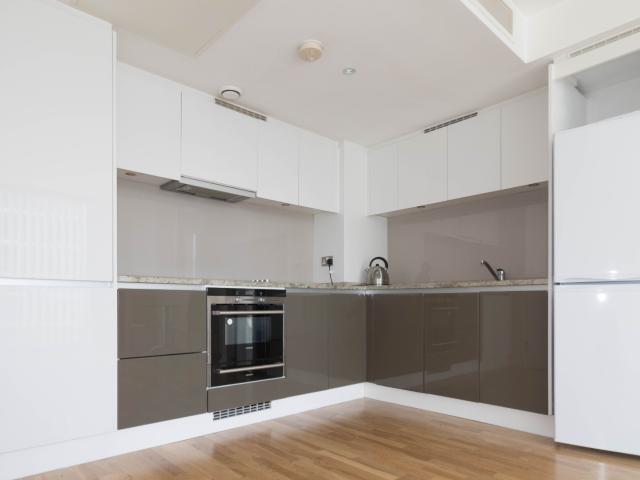 Apartment for rent in Canary Wharf, Greater London