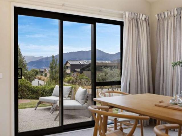 House for sale in Otakou