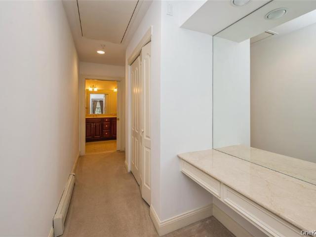 Condo for sale in Bohemia, New York