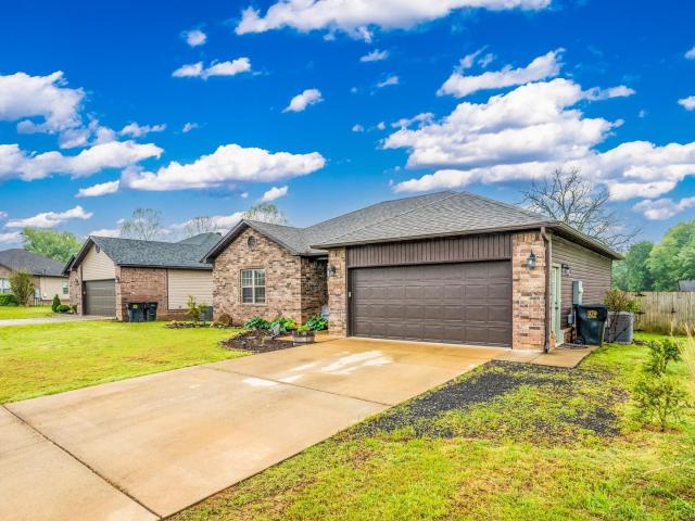 House for sale in Ark