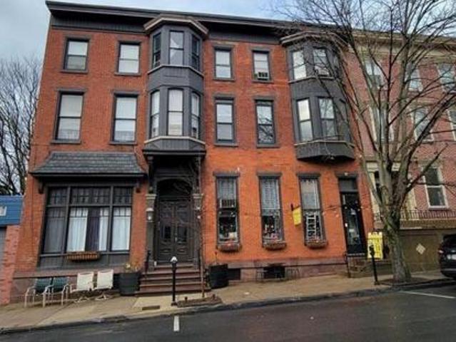 Condo for sale in Easton, Pennsylvania
