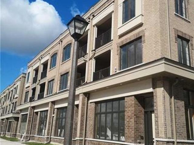 Commercial for rent in York, Ontario