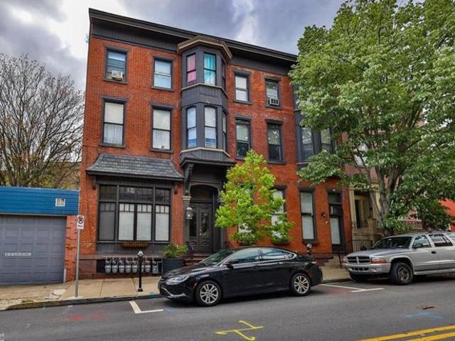 Condo for sale in Easton, Pennsylvania