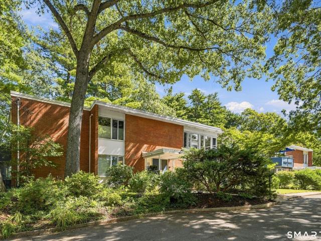 Condo for rent in Hamden, Connecticut