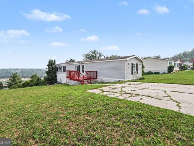 House for sale in Cumberland, Pennsylvania