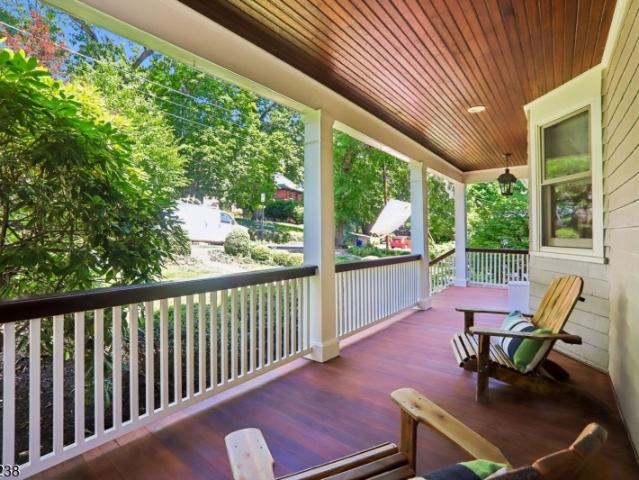 House for sale in Summit, New Jersey