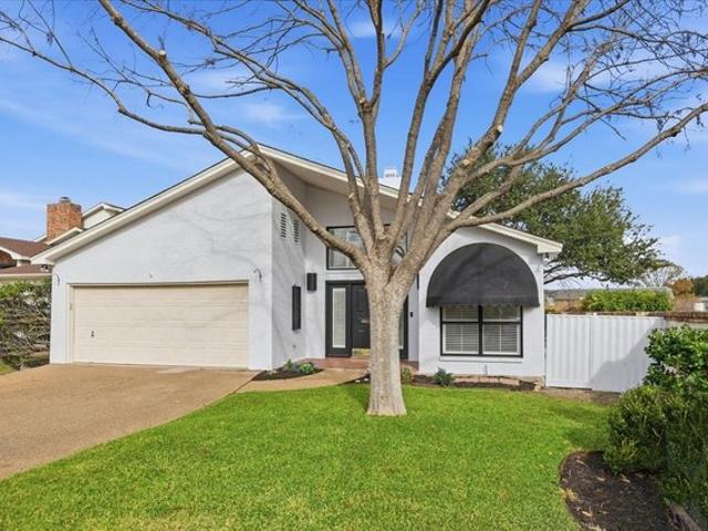 House for sale in Benbrook, Texas