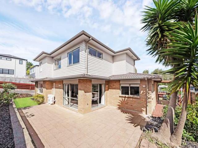 House for sale in Lynfield