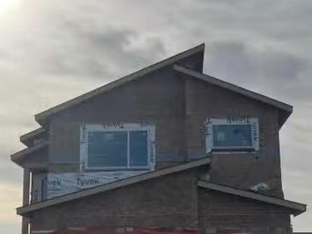 House for sale in Fort Saskatchewan, Alberta
