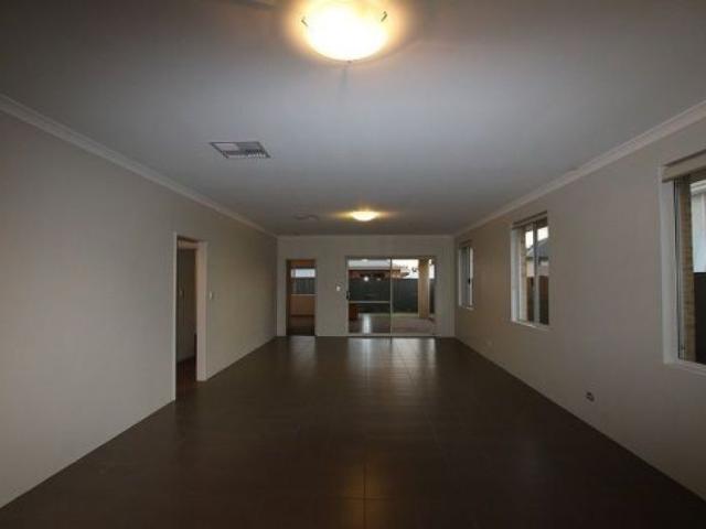 House for rent in Woodvale, Western Australia