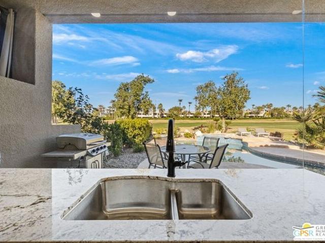 Condo for sale in Rancho Mirage, California
