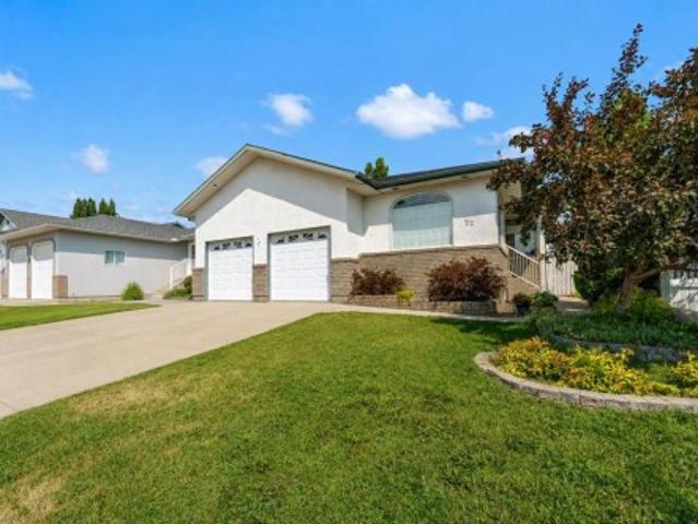 House for sale in Medicine Hat, Alberta